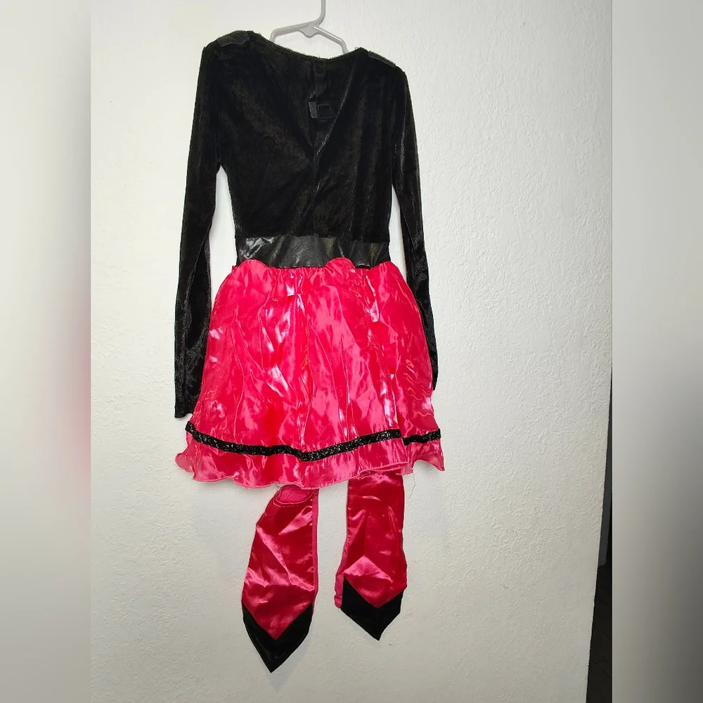 Superhero Kids Costume in Black and Pink